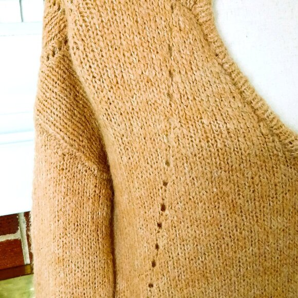 American Eagle Women's Hooded Sweater XS Tan Oversized V-Neck Jegging Fit - Picture 3 of 7